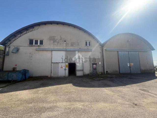 Capannone in affitto a Castiglione Delle Stiviere, Lombardia
