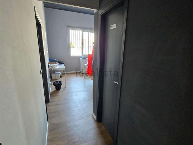 Locale Commerciale in affitto a Coriano, Reggio Emilia