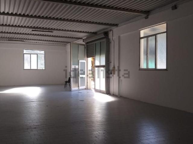 Capannone in affitto a Unione dei Comuni Circondario dell'Empolese Valdelsa, Empoli