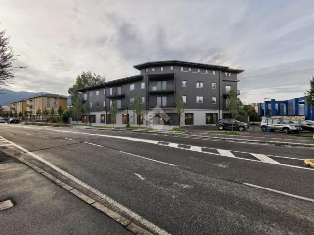 Capannone in affitto a Mompiano, Brescia