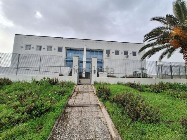 Capannone in affitto a Puglia, Bari