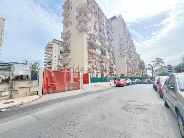 Capannone in affitto a Palermo