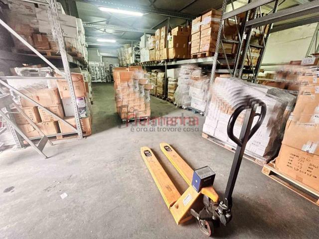 Capannone in affitto a Mugnano Di Napoli, Napoli