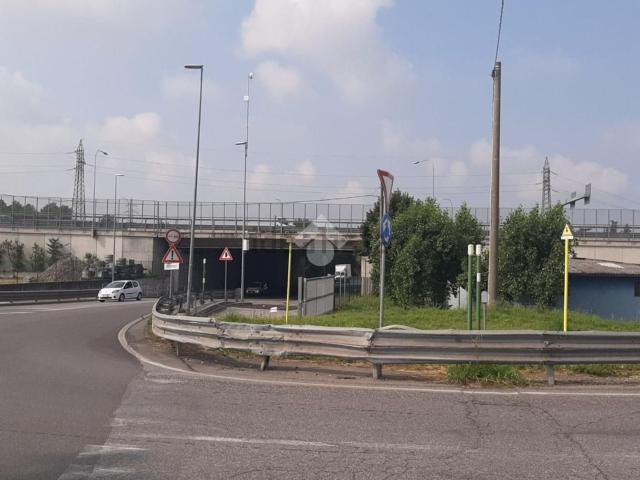 Capannone in affitto a Roncadelle, Lombardia