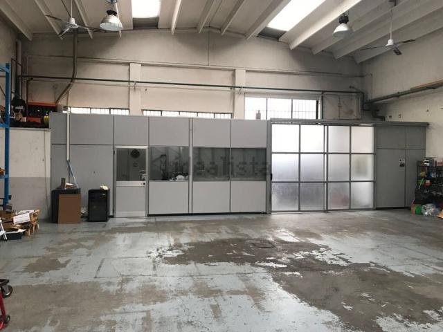 Capannone in affitto a Zona Omogenea Milano Nord, Sesto San Giovanni