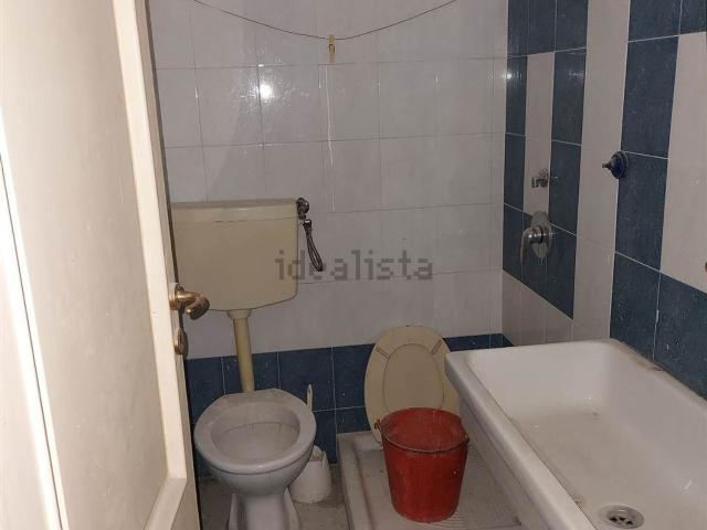 Capannone in affitto a Salerno, Campania