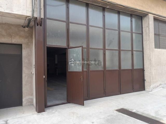 Capannone in affitto a Zona Est, Brescia
