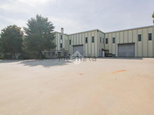 Capannone in affitto a Borgolombardo, San Giuliano Milanese