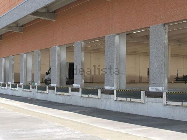 Capannone in affitto a Prato, Toscana