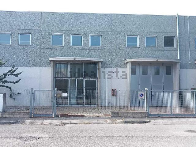 Capannone in affitto a Zona Artigianale Viserba Monte, Rimini