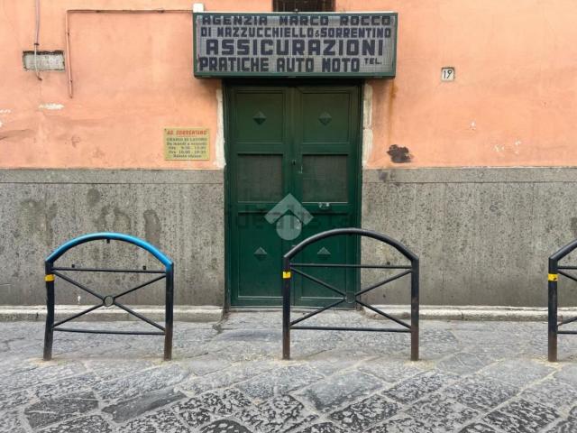 Capannone in affitto a Casoria, Campania