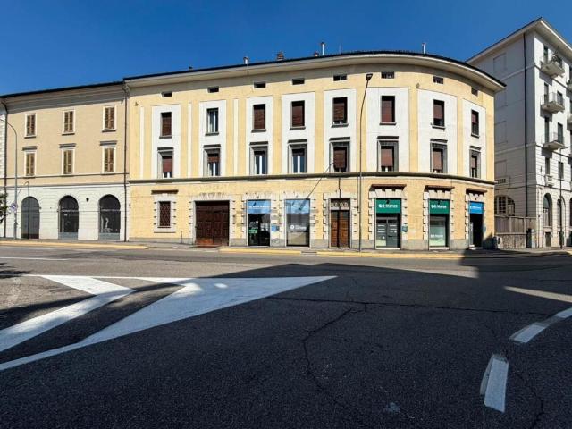 Capannone in affitto a Zona Centro, Brescia