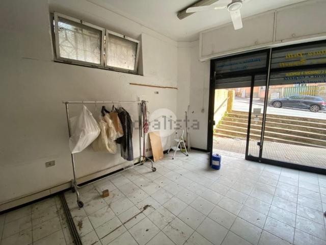 Capannone in affitto a Sestri Ponente, Genova