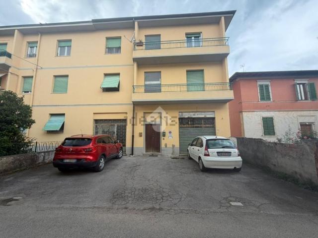 Capannone in affitto a Montevarchi, Toscana