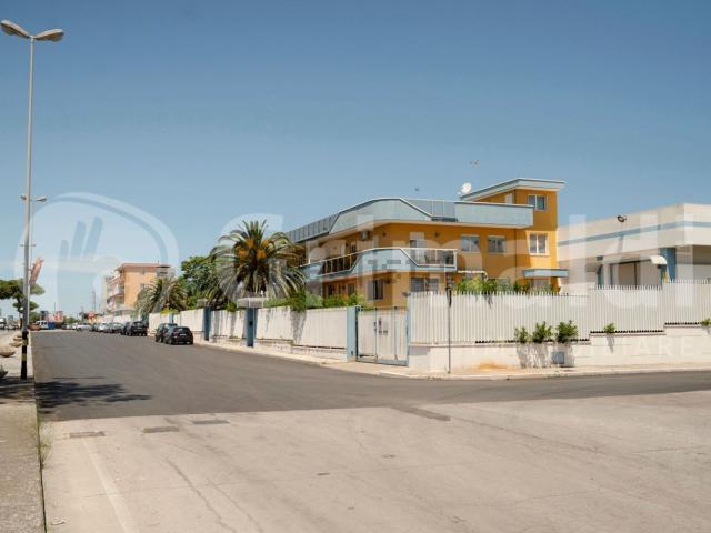 Capannone in affitto a Puglia, Barletta-andria-trani