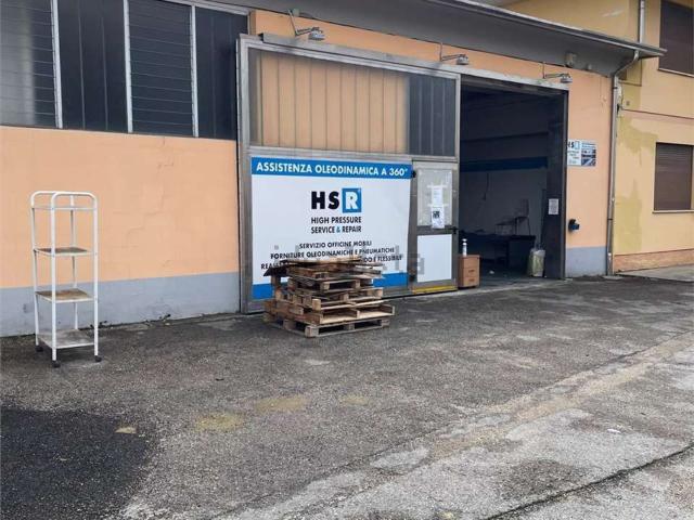 Capannone in affitto a Centro, Thiene