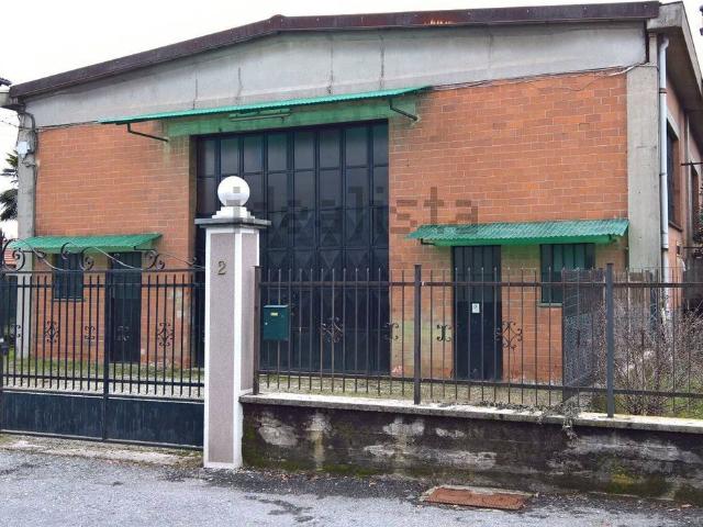 Capannone in affitto a Piemonte, Biella