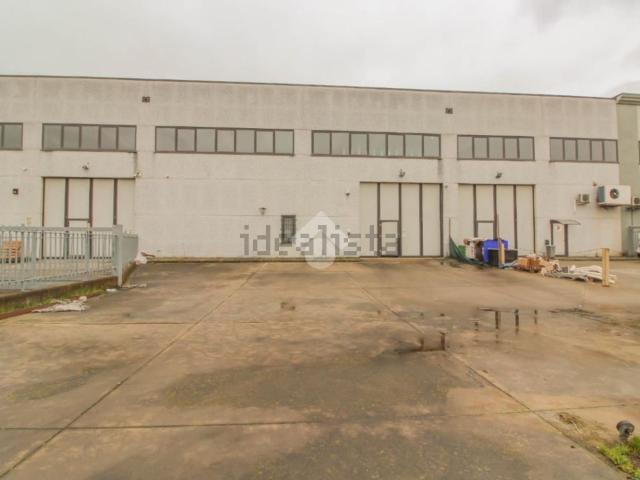 Capannone in affitto a Zivido, San Giuliano Milanese
