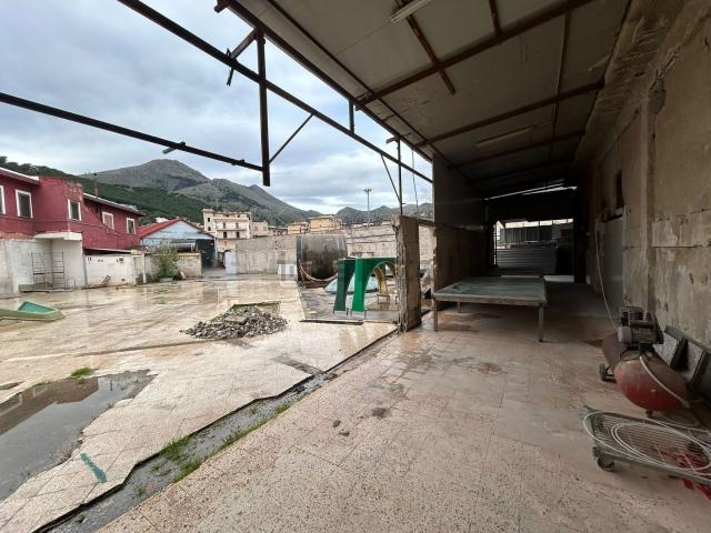 Capannone in affitto a Palermo