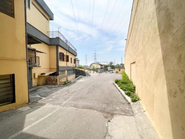 Capannone in affitto a Zona Est, Brescia