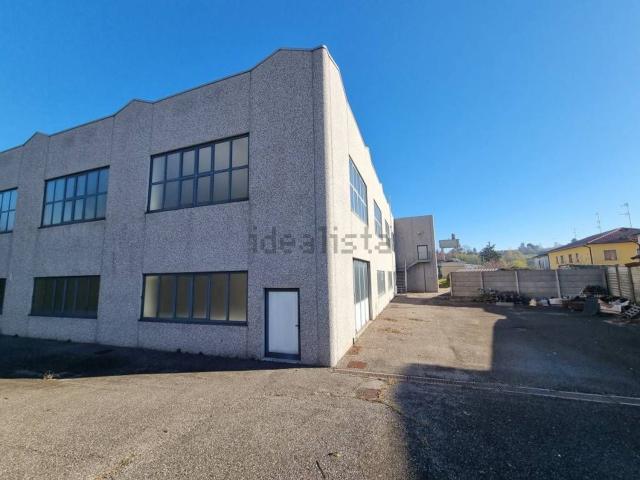 Capannone in affitto a Cavaria, Cavaria Con Premezzo