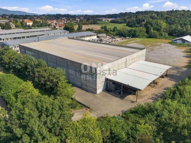 Capannone in affitto a Figliaro, Beregazzo con Figliaro