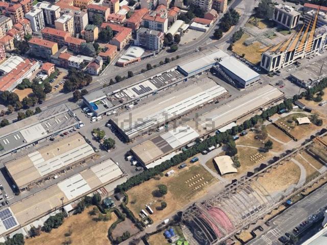 Capannone in affitto a Zona Omogenea Milano Nord, Sesto San Giovanni