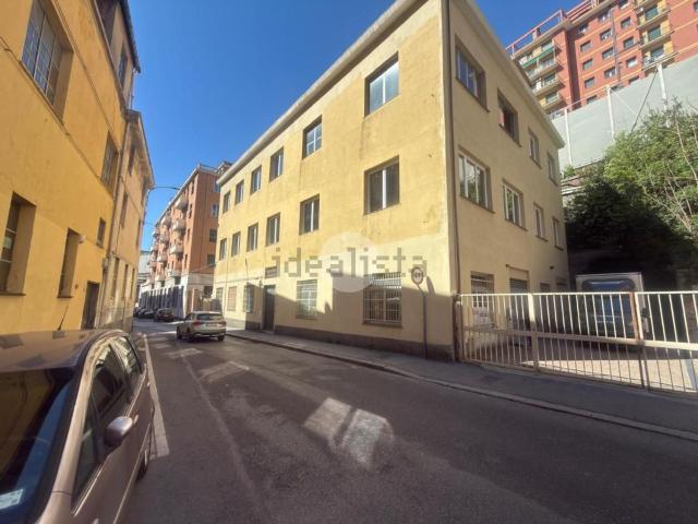 Capannone in affitto a Centro Ovest, Serra Riccò