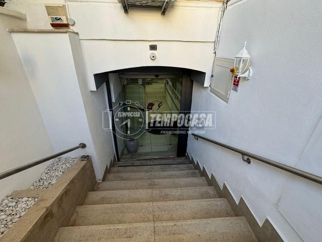 Capannone in affitto a Municipalità 10, Napola