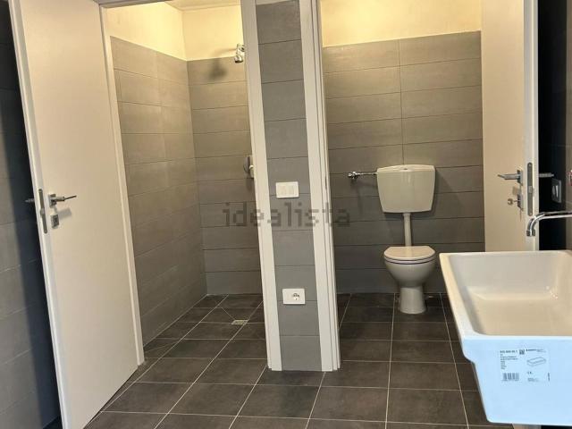 Capannone in affitto a Grignano, Prato