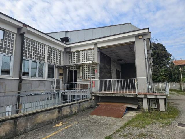 Capannone in affitto a Azalee, Gallarate