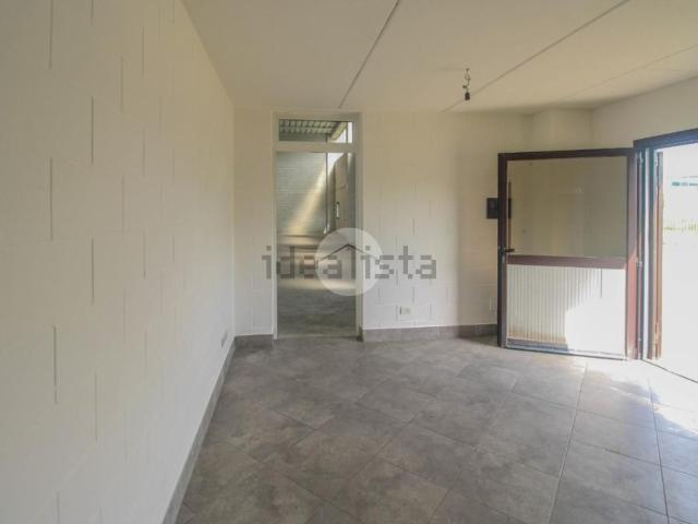 Capannone in affitto a Sant'angelo Lodigiano, Cascina Branduzza