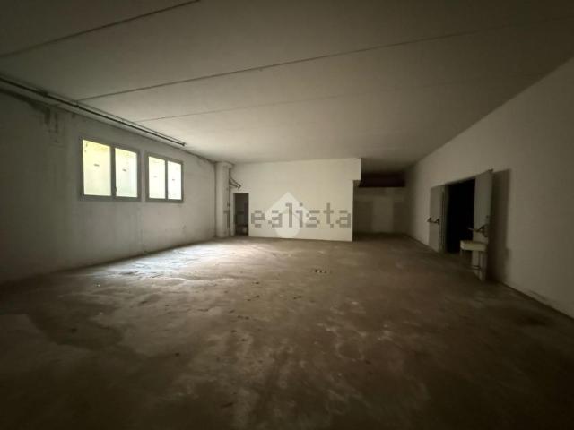 Capannone in affitto a Zona Industriale di Via Ninola, Calcinate