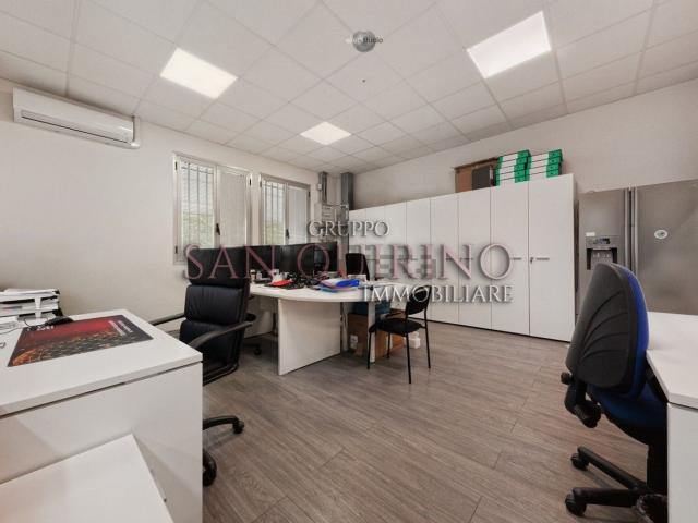 Capannone in affitto a Unione Comuni Modenesi Area Nord, Mirandola