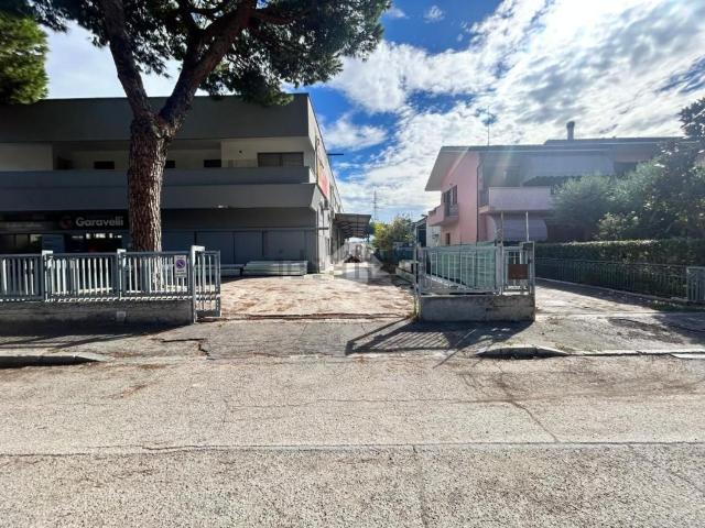 Capannone in affitto a Riccione, Reggio Emilia