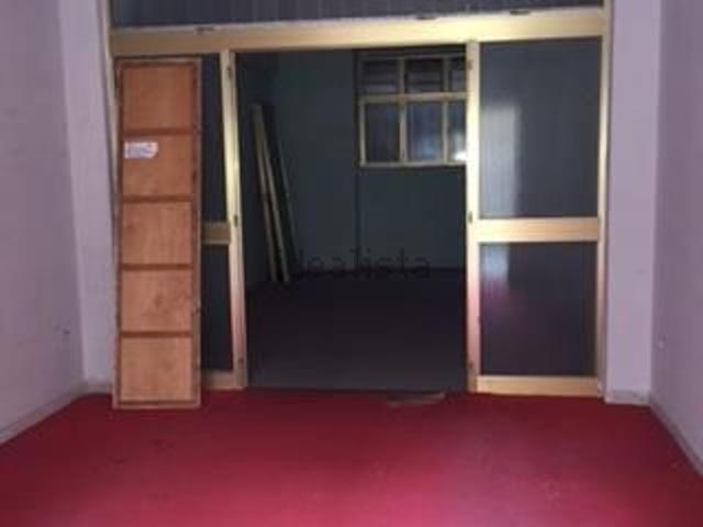 Capannone in affitto a Salerno, Campania