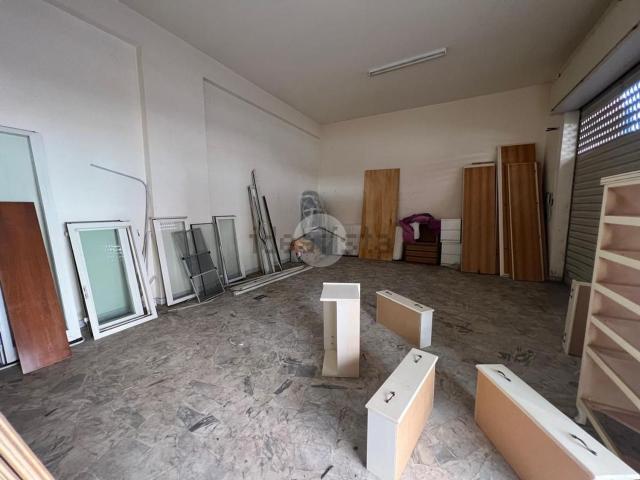 Capannone in affitto a Municipalità 4, Napola