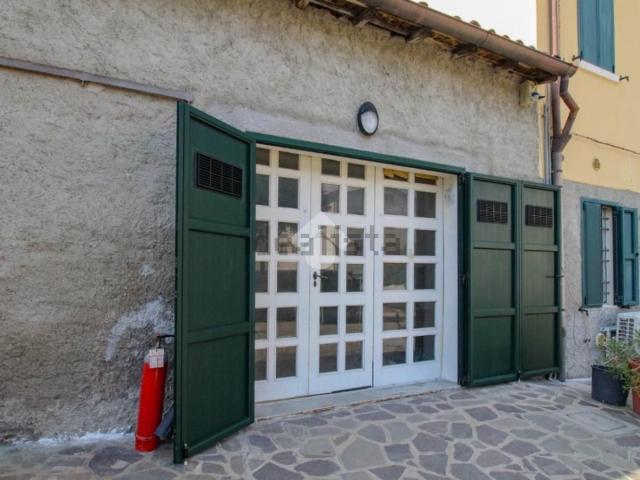 Capannone in affitto a Unione dei comuni del Distretto Ceramico, Fiorano Modenese