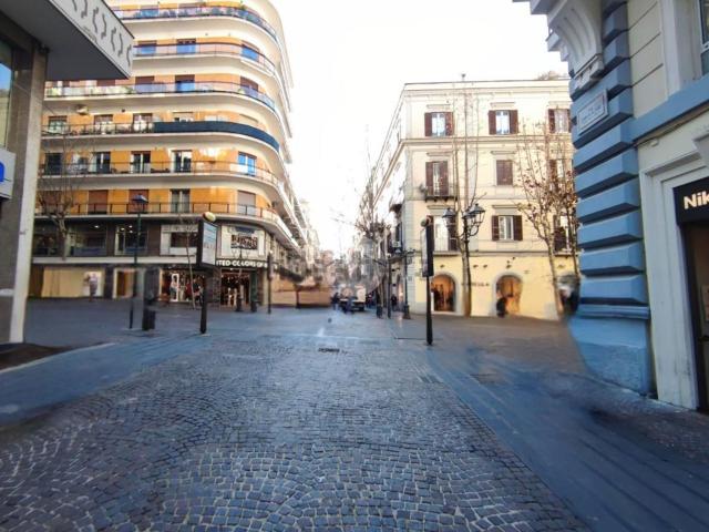 Capannone in affitto a Municipalità 5, Napola