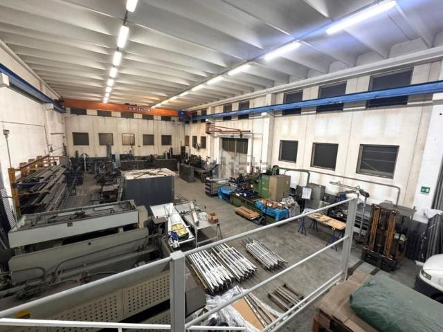 Capannone in affitto a Torreglia, Veneto