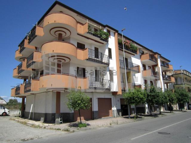 Capannone in affitto a Corigliano-Rossano, Calabria
