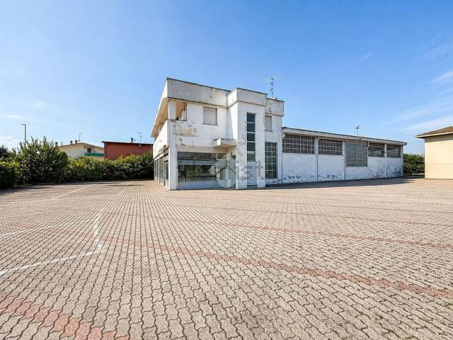 Capannone in affitto a Casalpusterlengo, Lombardia