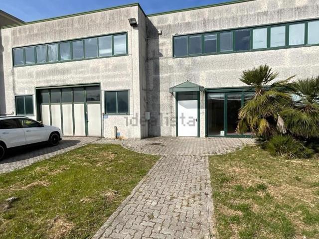 Capannone in affitto a Marciana, Cascina