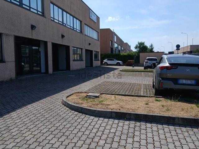 Capannone in affitto a Unione dei comuni Valli del Reno, Lavino e Samoggia, Casalecchio Di Reno