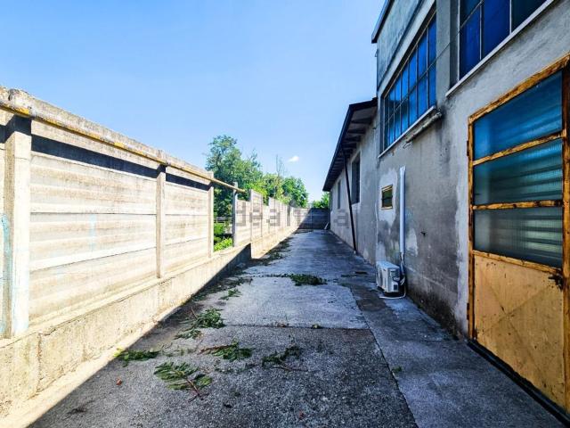 Capannone in affitto a Pontevico, Lombardia