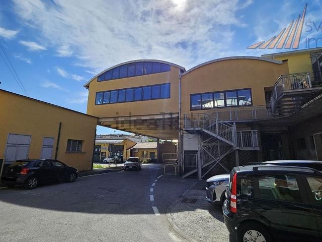 Capannone in affitto a Macherio, Lombardia