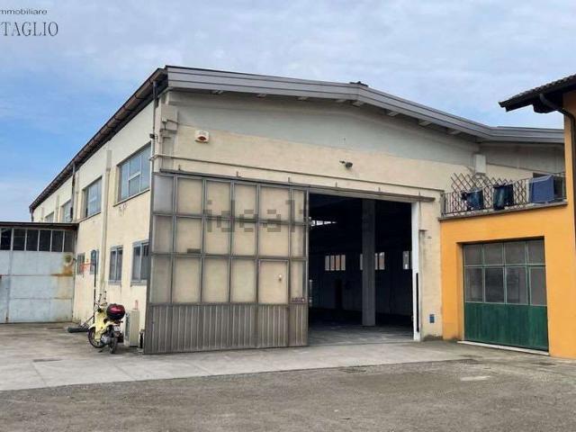 Capannone in affitto a Crocetta-San Lazzaro-Modena Est, Modena
