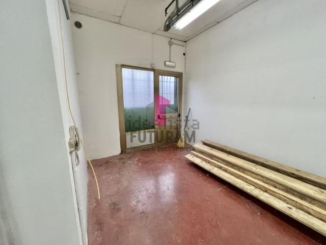 Capannone in affitto a Stra, Veneto