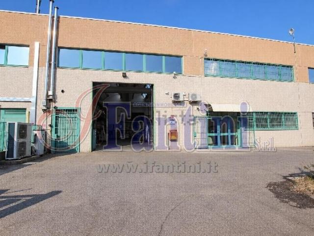 Capannone in affitto a Lippo, Calderara di Reno