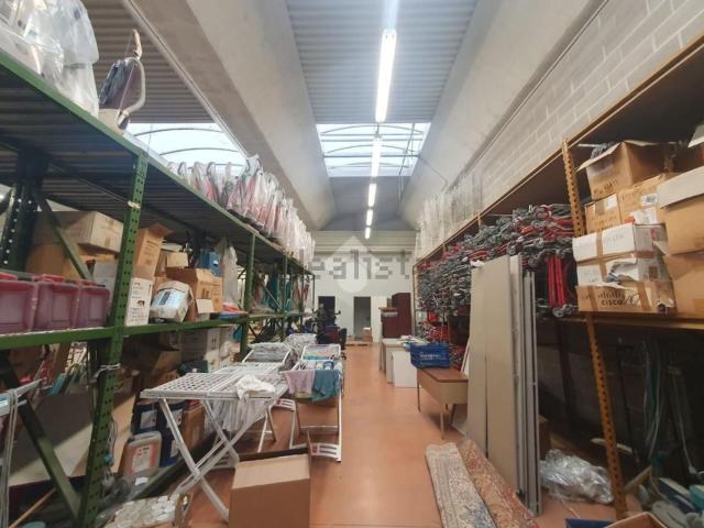 Capannone in affitto a Camin, Padova